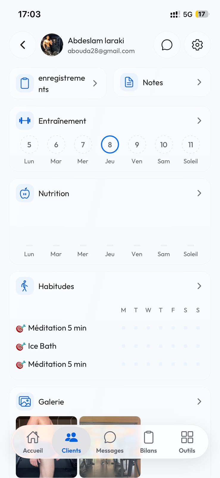 FitnScale mobile app: Client list